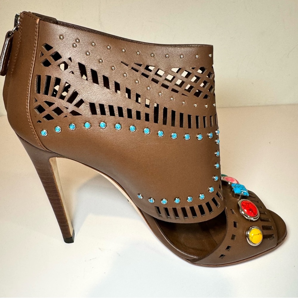 Gucci Lika Brown Leather Cutout Embellished Open Toe Bootie Sandal, Sz 38.5 - Picture 8 of 16